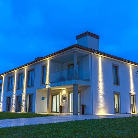 Apartahotel Ría De Lires